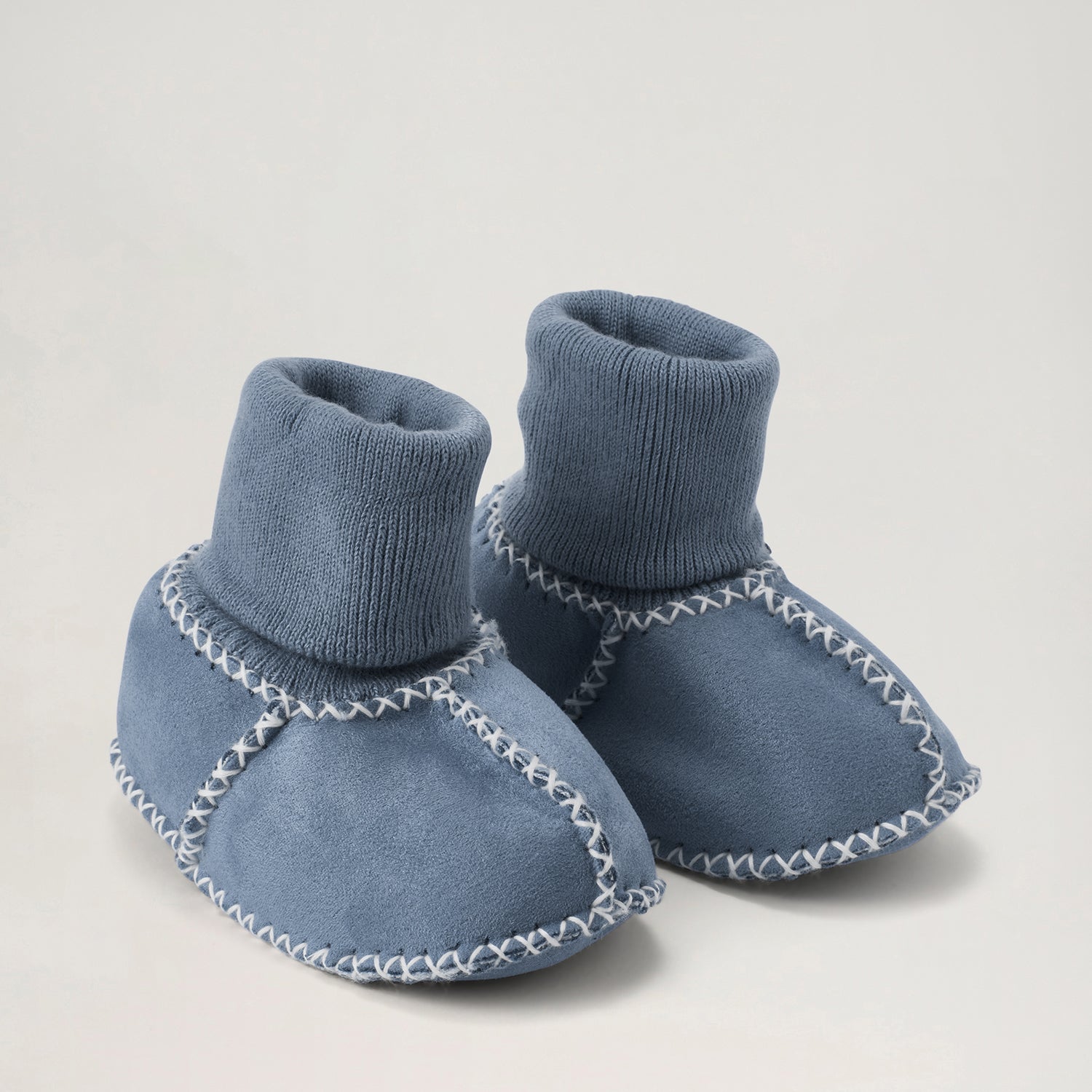 🎁 Cosy Mocs (100% off)